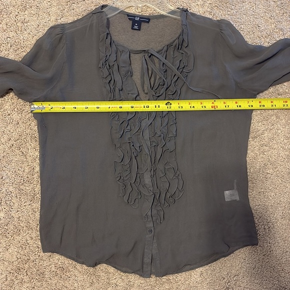 100% Silk GAP Grey Sheer Button Up + Ruffle Front Blouse w/3/4 Sleeve l Medium - Picture 6 of 7